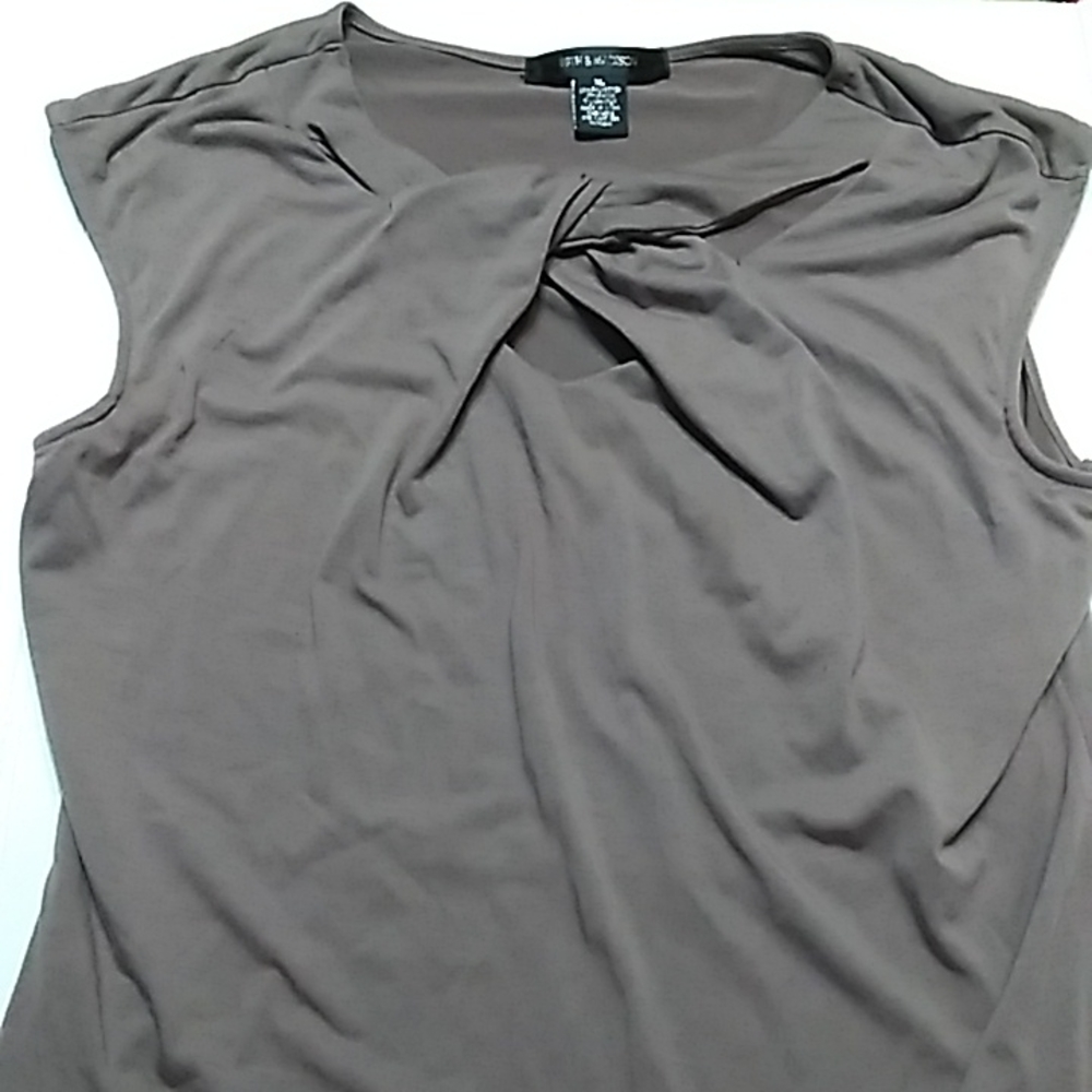 Sleeveless dress shirt 89th & Madison business shirt